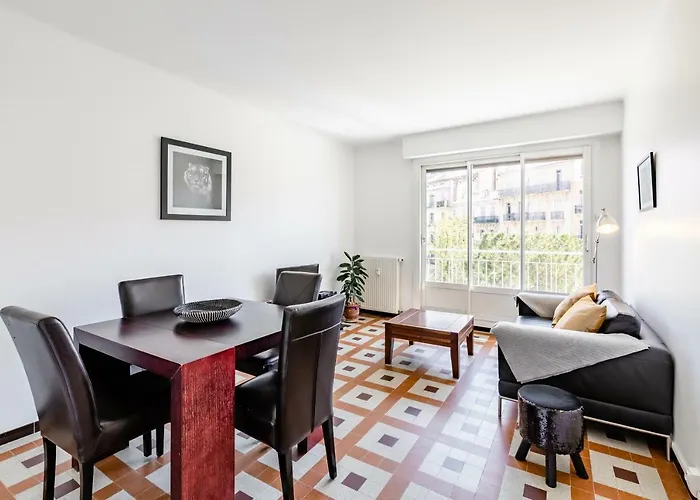 Teo Sud Les Balcons Du Nouveau Marseille, Lumineux, Spacieux Et Bien Equipe