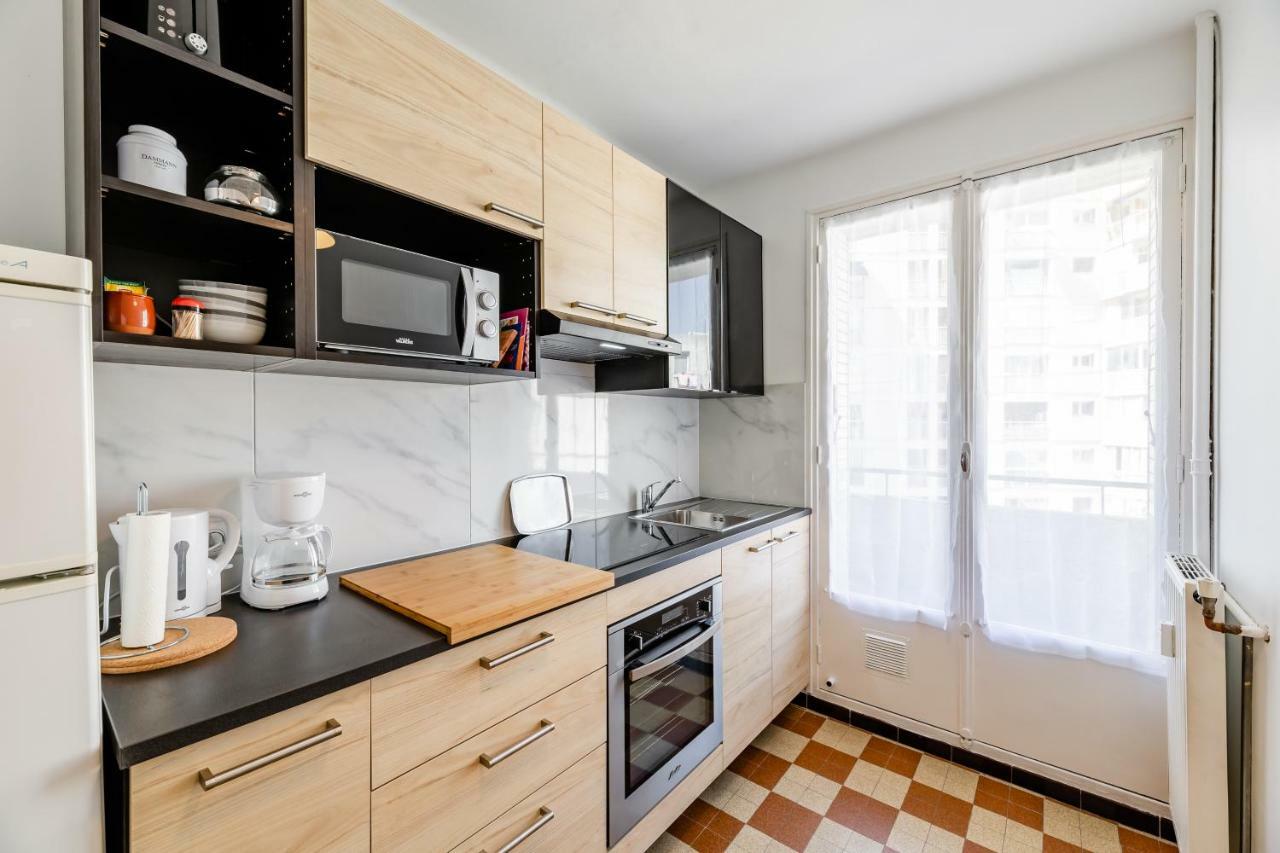 Teo Sud Les Balcons Du Nouveau Marseille, Lumineux, Spacieux Et Bien Equipe Marseille